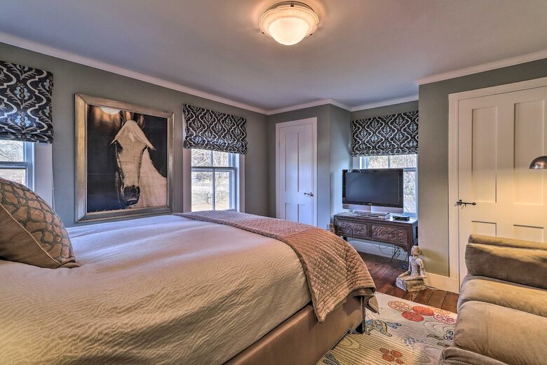 Cozy Litchfield House - Litchfield, Connecticut