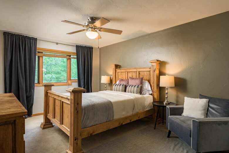 Beaver Creek Getaway | Steps to Gondola, 12 minutes to Vail - Avon, Colorado