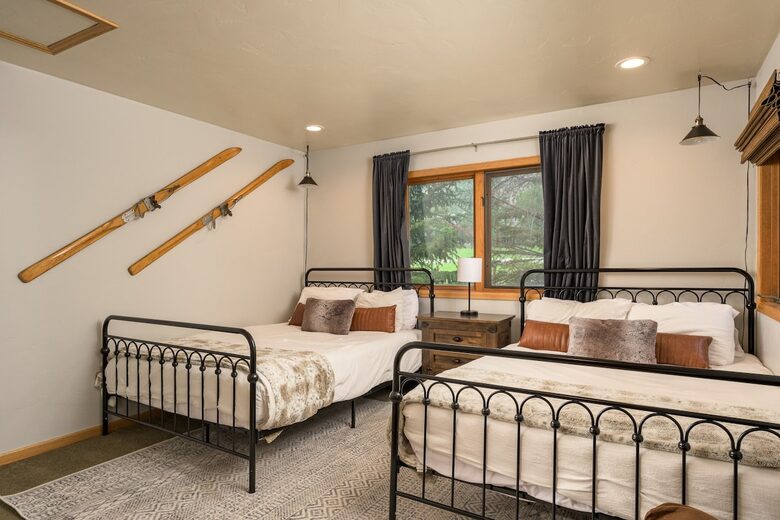 Beaver Creek Getaway | Steps to Gondola, 12 minutes to Vail - Avon, Colorado