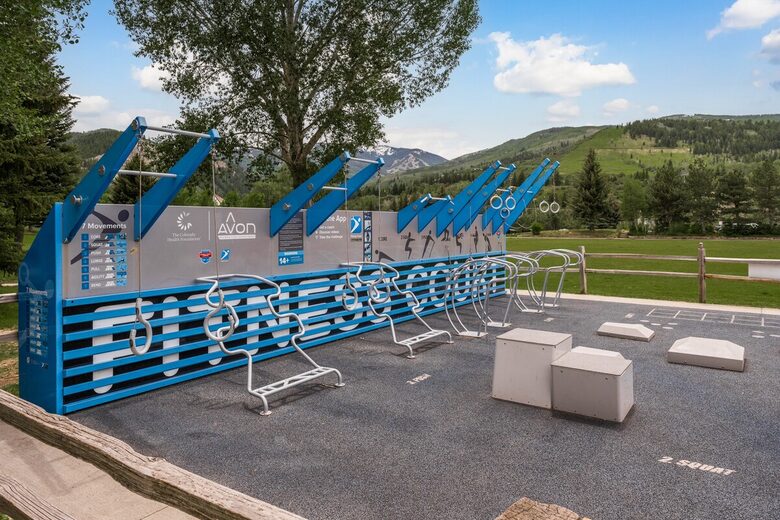 Beaver Creek Getaway | Steps to Gondola, 12 minutes to Vail - Avon, Colorado