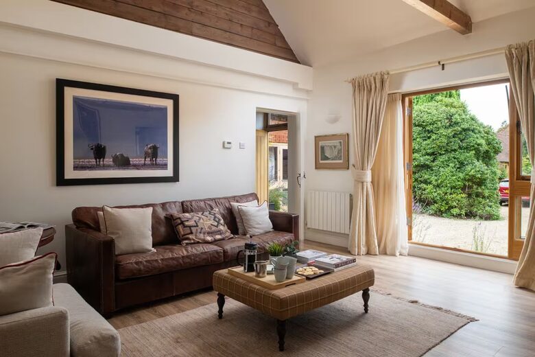 The Clock Tower | Countryside Barn - Reading, Henley-on-Thames, United Kingdom