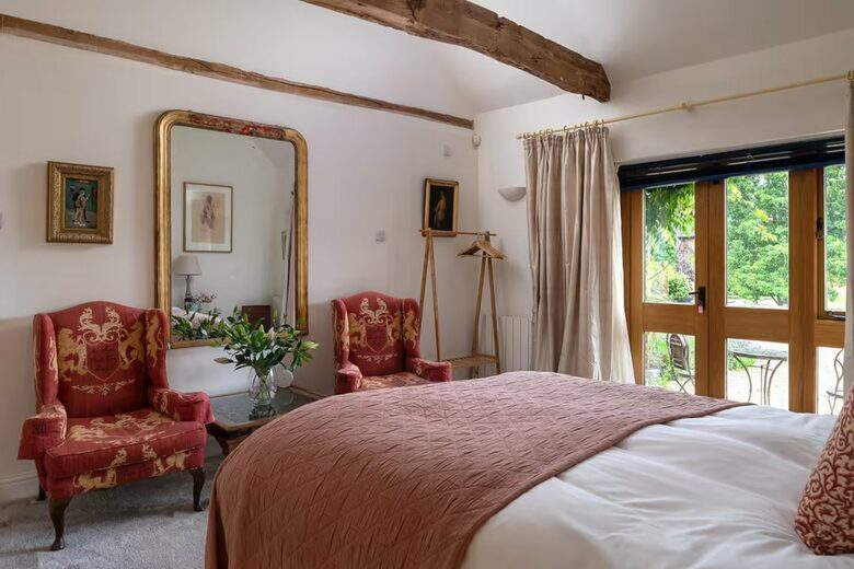 The Clock Tower | Countryside Barn - Reading, Henley-on-Thames, United Kingdom
