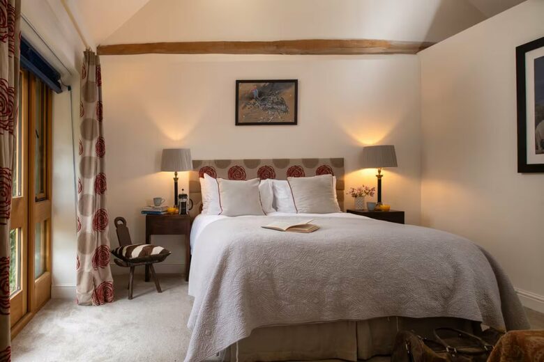 The Clock Tower | Countryside Barn - Reading, Henley-on-Thames, United Kingdom