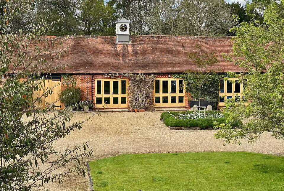 The Clock Tower | Countryside Barn - Reading, Henley-on-Thames, United Kingdom