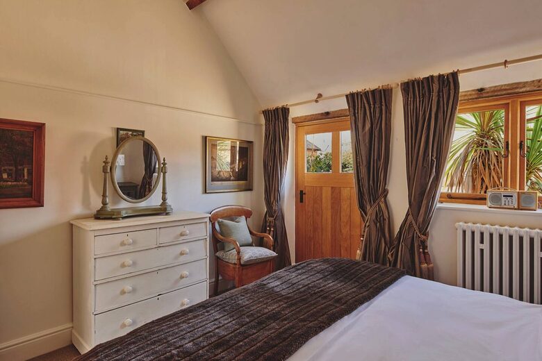 The Dairy | Countryside Barn - Reading, Henley-on-Thames, United Kingdom