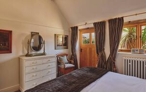 The Dairy | Countryside Barn - Reading, Henley-on-Thames, United Kingdom