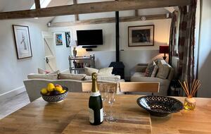 The Dairy | Countryside Barn - Reading, Henley-on-Thames, United Kingdom