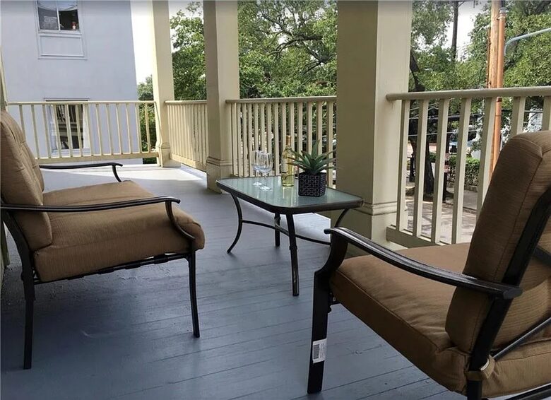 Elegant 1850s Home on the Mardi Gras Parade Route - New Orleans, Louisiana