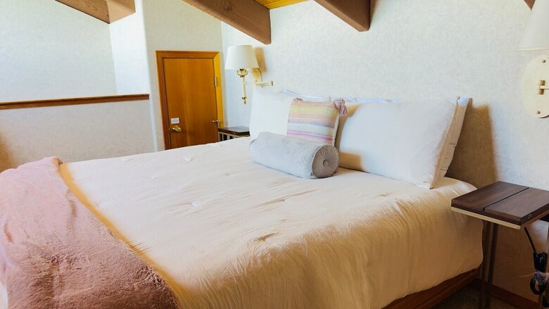 Lakefront Escape with Private Beach Access & Walk to Ski Shuttle - South Lake Tahoe, California