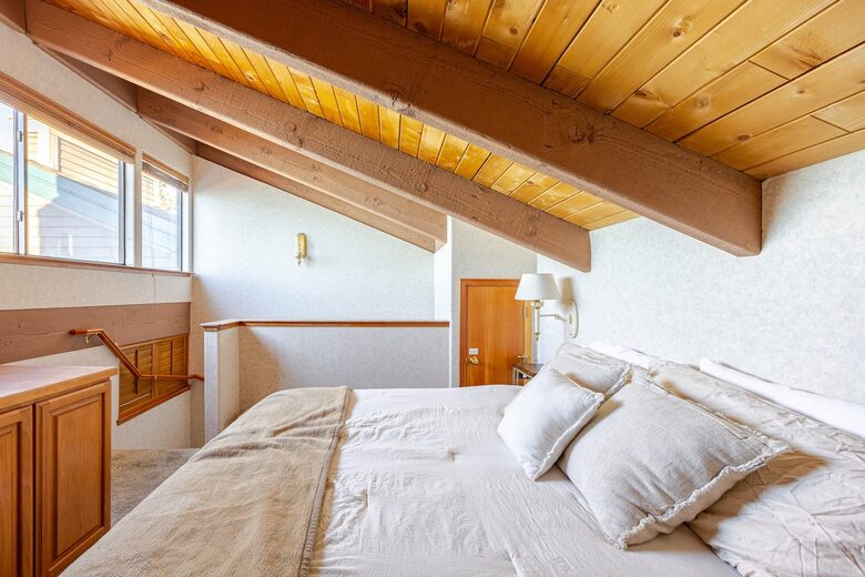 Lakefront Escape with Private Beach Access & Walk to Ski Shuttle - South Lake Tahoe, California