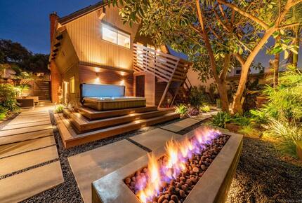 Encinitas Coastal Beach Bungalow - Encinitas, California