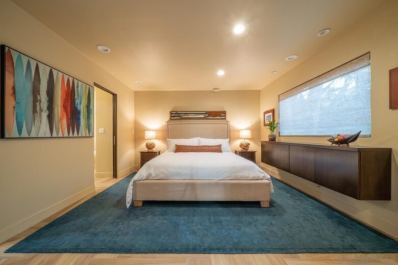 Encinitas Coastal Beach Bungalow - Encinitas, California