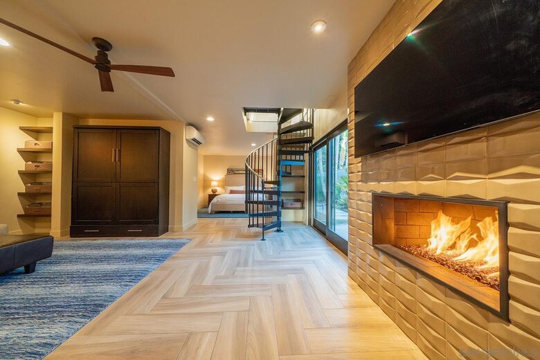 Encinitas Coastal Beach Bungalow - Encinitas, California