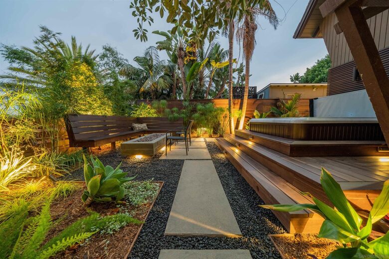 Encinitas Coastal Beach Bungalow - Encinitas, California