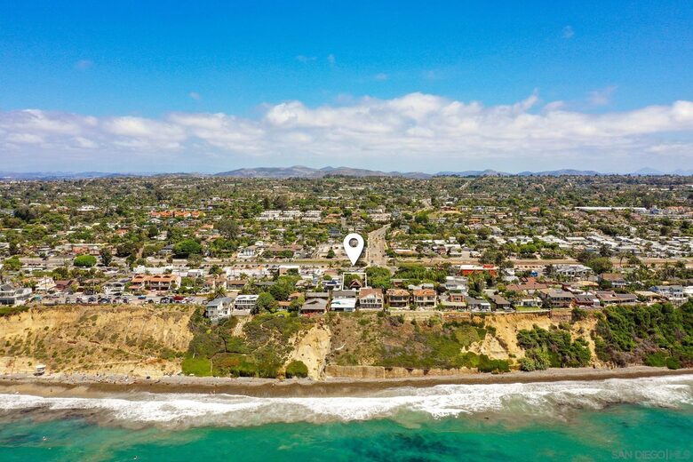 Encinitas Coastal Beach Bungalow - Encinitas, California