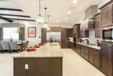 Ultimate Family Retreat with Themed Bedrooms and Game Loft - Reunion, Florida