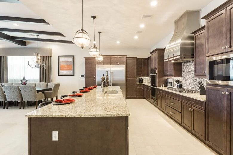 Ultimate Family Retreat with Themed Bedrooms and Game Loft - Reunion, Florida