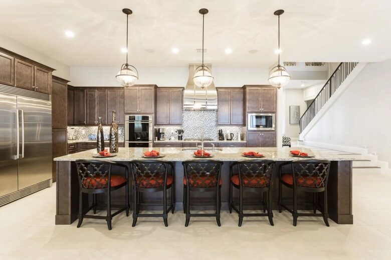 Ultimate Family Retreat with Themed Bedrooms and Game Loft - Reunion, Florida