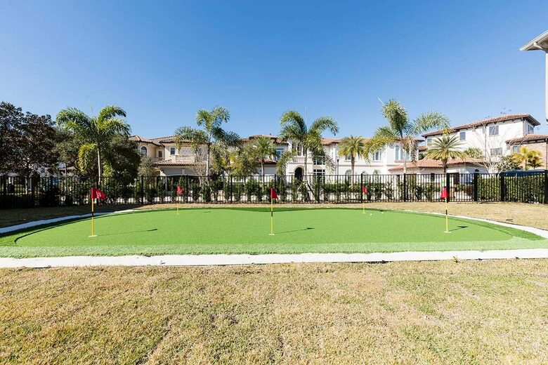 Ultimate Family Retreat with Themed Bedrooms and Game Loft - Reunion, Florida