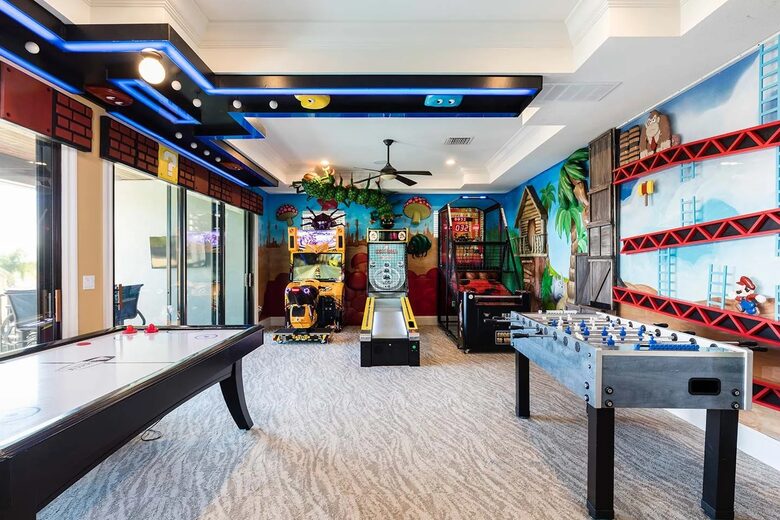 Ultimate Family Retreat with Themed Bedrooms and Game Loft - Reunion, Florida