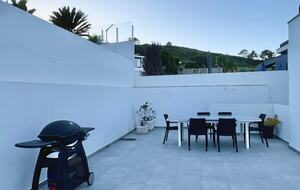 Villa Vista da Baía | Breathtaking Bay View & Heated Pool - Salir do Porto, Portugal