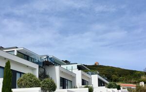 Villa Vista da Baía | Breathtaking Bay View & Heated Pool - Salir do Porto, Portugal