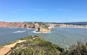Villa Vista da Baía | Breathtaking Bay View & Heated Pool - Salir do Porto, Portugal