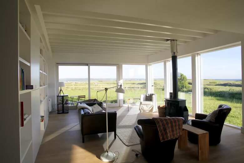 Contemporary Luxury Cottage near Cliffs of Moher - Liscannor, Ireland