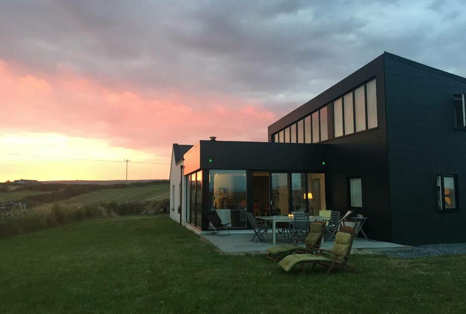 Contemporary Luxury Cottage near Cliffs of Moher - Liscannor, Ireland