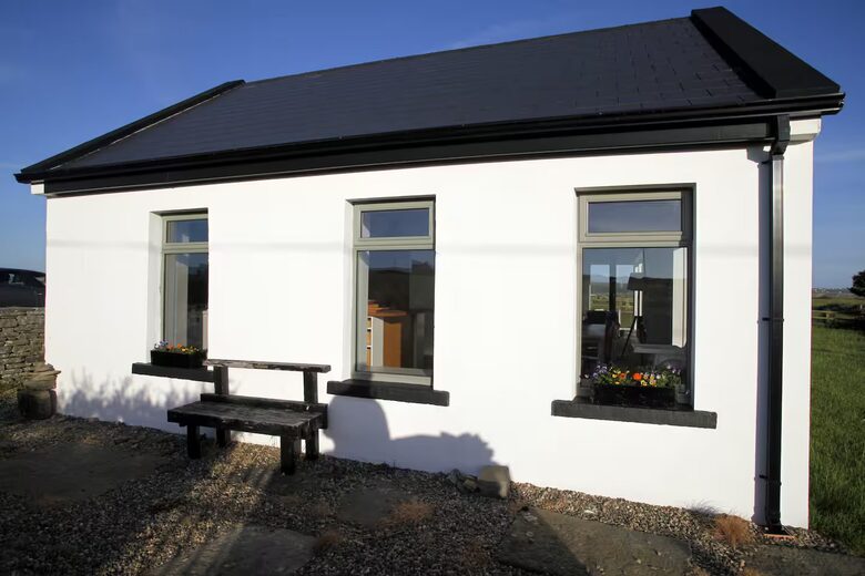 Contemporary Luxury Cottage near Cliffs of Moher - Liscannor, Ireland