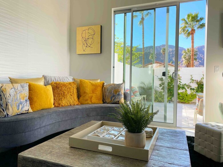 Mountain View Modern Oasis in La Quinta - La Quinta, California