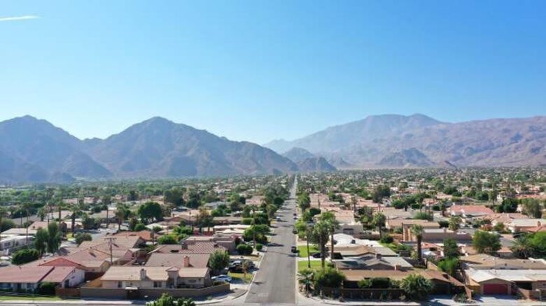 Mountain View Modern Oasis in La Quinta - La Quinta, California
