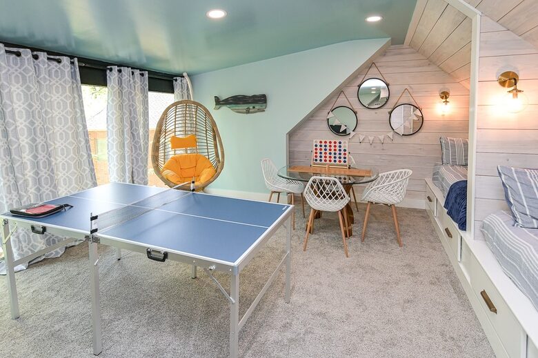 Grand Lakeview | Double Decker Dock, Fire Pit, Spa - Winchester, Tennessee