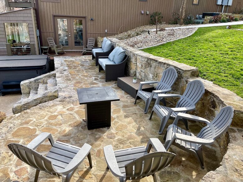 Grand Lakeview | Double Decker Dock, Fire Pit, Spa - Winchester, Tennessee