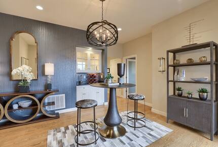 Elegant 3,000 Sq. Ft. Condo in Lancaster's Heart - Lancaster, Pennsylvania