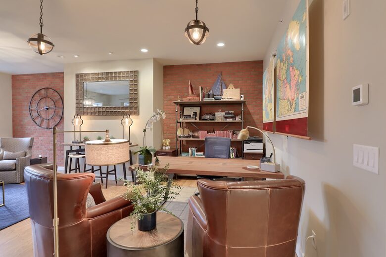 Elegant 3,000 Sq. Ft. Condo in Lancaster's Heart - Lancaster, Pennsylvania