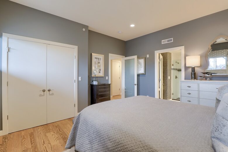 Elegant 3,000 Sq. Ft. Condo in Lancaster's Heart - Lancaster, Pennsylvania