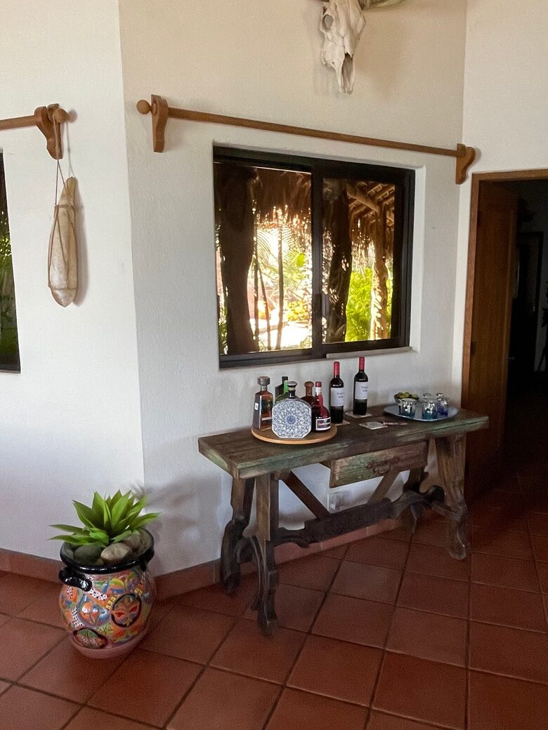 Beautiful Beachfront Hacienda - Baja California Sur, Mexico