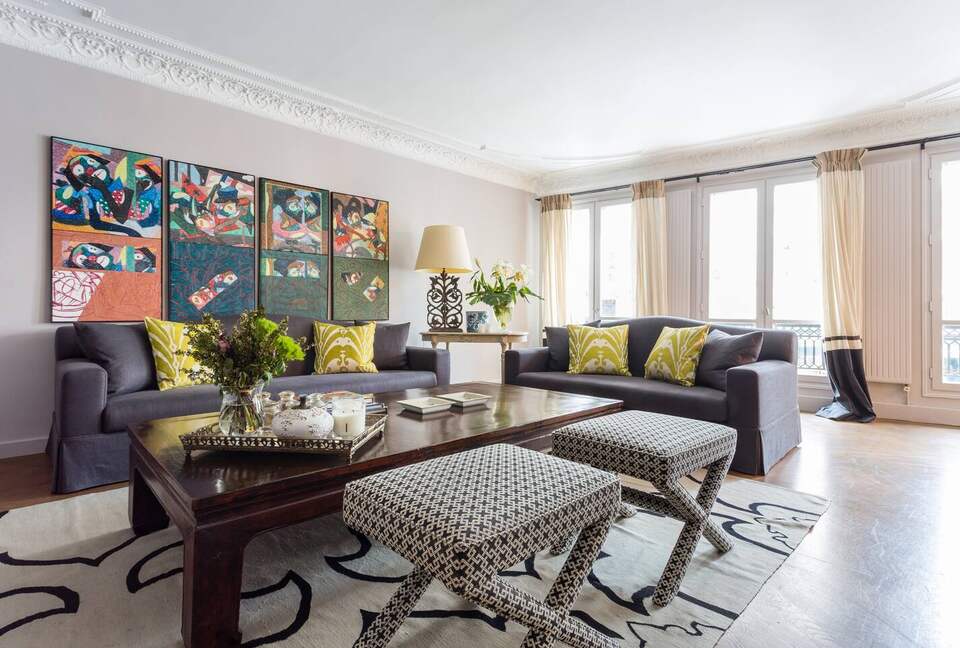 Fancy Designer Flat on Saint-Honoré - Paris, France