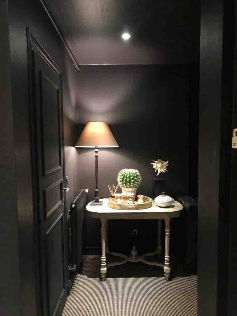Fancy Designer Flat on Saint-Honoré - Paris, France