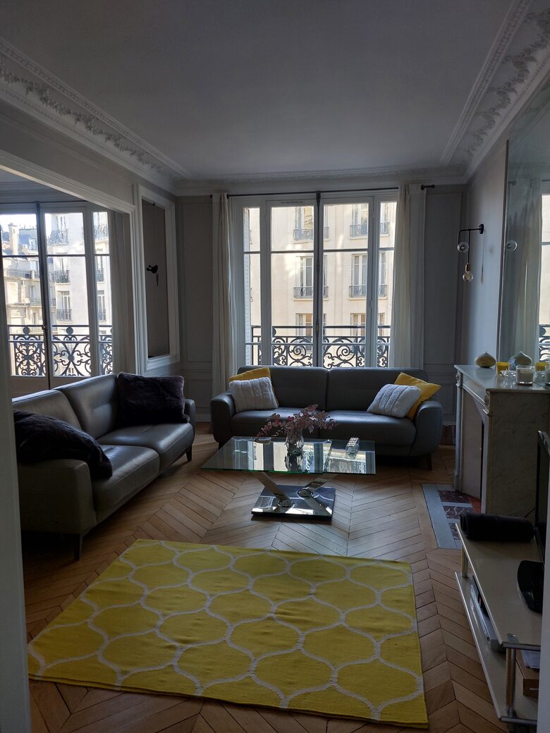 Cozy Stylish Apartment - Paris, France
