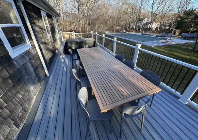 Delightful Southampton Retreat with Heated Pool & Jacuzzi - Southampton, New York