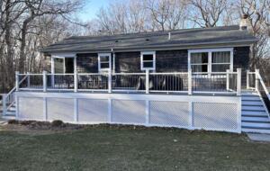 Delightful Southampton Retreat with Heated Pool & Jacuzzi - Southampton, New York