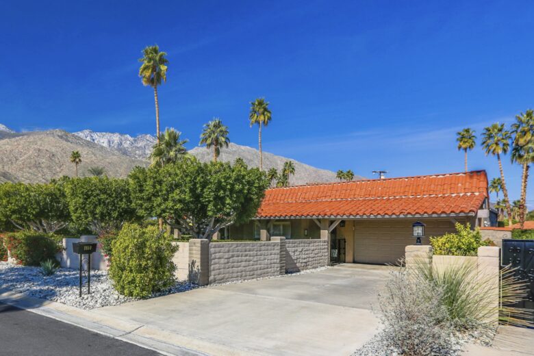 The Anza Palm Springs | A Twin Palms Private Retreat with Breathtaking Mountain Views - Palm Springs, California