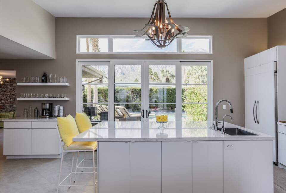 The Anza Palm Springs | A Twin Palms Private Retreat with Breathtaking Mountain Views - Palm Springs, California