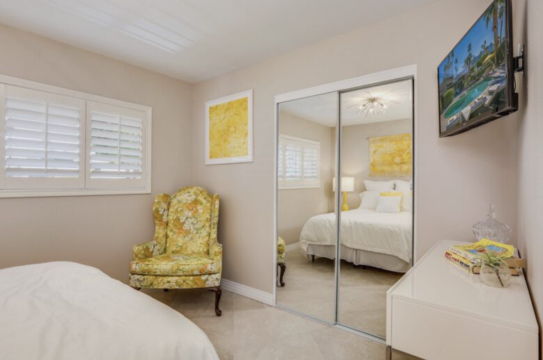 The Anza Palm Springs | A Twin Palms Private Retreat with Breathtaking Mountain Views - Palm Springs, California