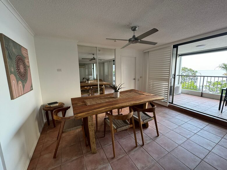 Cairns Aquarius Apartment - Cairns, Australia