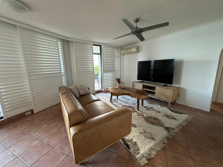 Cairns Aquarius Apartment - Cairns, Australia