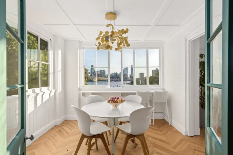 Luxe Lavender Bay - Sydney, Australia