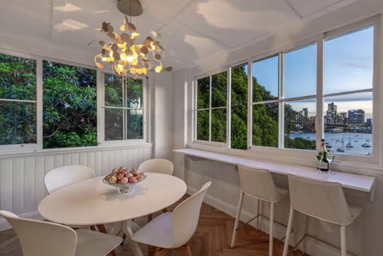 Luxe Lavender Bay - Sydney, Australia
